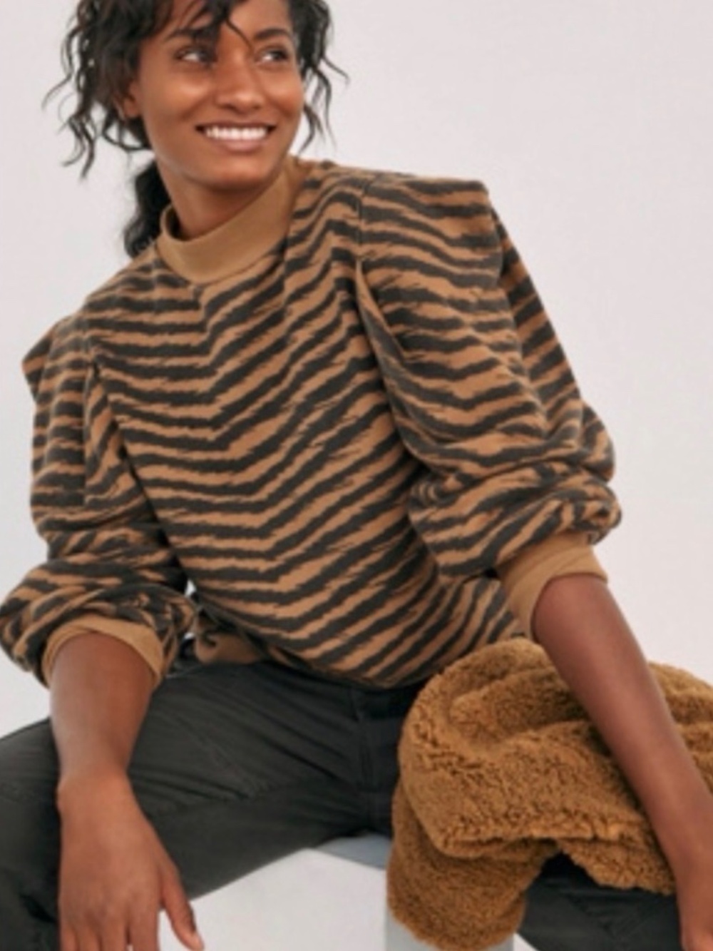 Agolde Tigress Crewneck | M | Brown